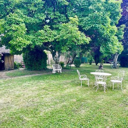 La Casa Del Papa - Maison Spacieuse Avec Jardin ドール エクステリア 写真