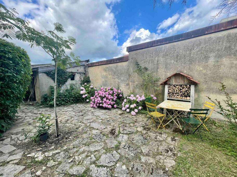 La Casa Del Papa - Maison Spacieuse Avec Jardin ドール エクステリア 写真