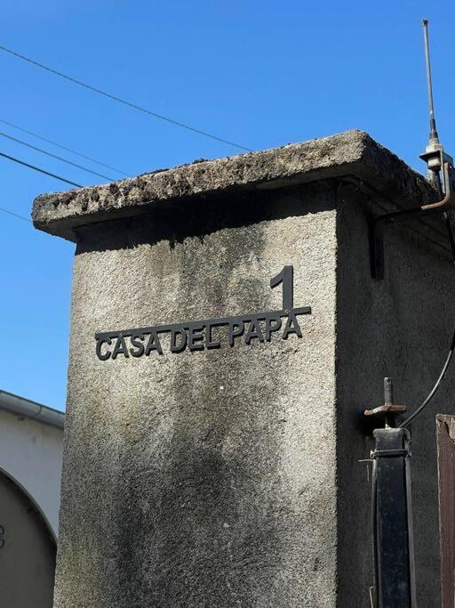 La Casa Del Papa - Maison Spacieuse Avec Jardin ドール エクステリア 写真